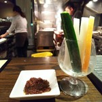 焼き鳥 とりら - スティックサラダ鶏味噌