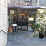 Cafe,Dining&Bar 104.5 - 