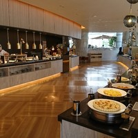 カフェ＆レストラン ヴァン - メインスペース
