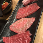 立喰い焼肉 治郎丸 - 