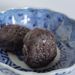 和三盆 恵菓 - ”牡丹餈（ぼたもち）”、もしくは”萩花（はぎのはな）”