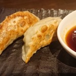 飲んべぇ食堂 らくだ屋 - 餃子(ハーフ)