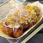 たこ顔 - 料理写真:カレーたこ焼き‼️