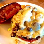 105632242 - ザ グレート和牛マッシュルームモッツァレラバーガー