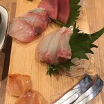 鮮魚 きかん坊 - 刺身5点盛り（1,080円）