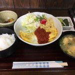 ちょんたま食堂 - オムレツです！今日はご飯が別なので、おかわり可