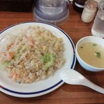 チャーハン専門店 エン - えびレタスチャーハン（L・６５０円）