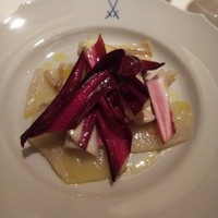 レストラン アラジン - ヤリイカとタルティーボのサラダ