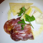 ラクッチーナ ペペ - 生ハムとチーズ