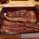 うなぎ亭 友栄 - 脂のってます