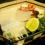 蓬左茶寮 - ＝桜鯛の湯霜とアオリイカ 山葵のムース＝