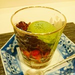 蓬左茶寮 - ＝濃茶のアイスクリーム 苺 ぜんざい＝