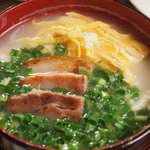 まめや - ゆぢ豆腐（あまったスーチカーを入れました）