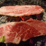 炭火焼肉屋台 たじま屋 - 【肩ロースのしゃぶ焼き】くらした(塩＋わさび)￥1,300