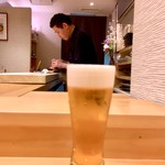 Sushi Mandai - 先ずは生ビール