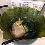 ラーメン 府中家 - ラーメンのり増し