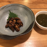 うなぎ割烹 きた八 - もずく(200円)、肝焼(1,350円)