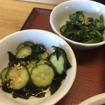 広島沼田食堂 - 菜の花の辛子和え・きゅうりとわかめの酢の物