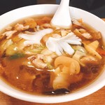 新華園 - 同僚が頼んだ五目そば…これも美味い！