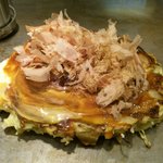 お好み焼きにおでんがプラス