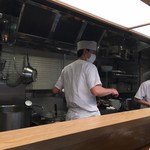 銀座 八五 - 調理場①