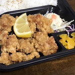 おくさま弁当 - 唐揚げのアップ