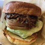 ビトウィーン ザ ブレッド - バーガー