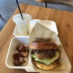 ビトウィーン ザ ブレッド - きょうもセットです