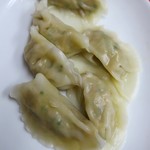 マルシン飯店 - 熟成豚肉ゆで餃子6個380円