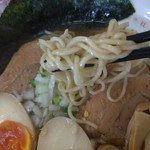 中華そば ひびき - 全粒粉麺(　ﾟдﾟ)ﾝﾏｯ!