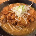 高知ジェントル麺喰楽部 - 鶏ももカツらーめん(味噌)