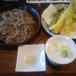 Kyuukaruizawashokudou - 海老と季節野菜の天ぷらそば 1,780円