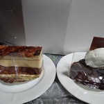 ケーキ&コーヒー カプリシューズ - 