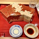 銀座 しのはら - お造り：平目 鰆の松前漬け 蒸し鮑 鮪の赤身 と中トロ