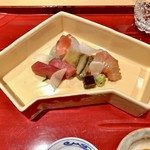 銀座 しのはら - お造り：平目 鰆の松前漬け 蒸し鮑 鮪の赤身 と中トロ