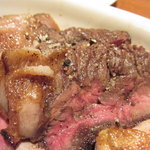 ラ・ブーシェリー・デュ・ブッパ - ヒグマ、キジ、猪豚、牛の炭火焼グリル4