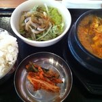 韓国屋台 豚大門市場 - ブテチゲ定食