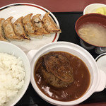みよしの - 手作りふっくら煮込みハンバーグ定食