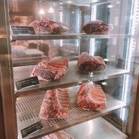 37 Steakhouse & Bar - 