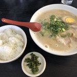 長浜ラーメンとん吉 - 