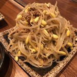 ダンダダン酒場 - 〇肉みそもやし　380円