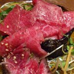 Wagyuu Yakiniku Kimu - ８種類の生肉のちらし寿司