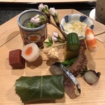 津の守坂 小柴 - 八寸