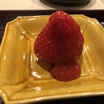 津の守坂 小柴 - あまおうにはあまおうソース