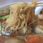 龍鳳 - 五目麺（750円）ザ・中華そばの麺