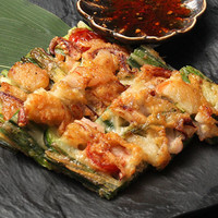季節野菜の海鮮ネギチヂミ