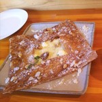 キラナ - イチジクとクリームチーズのガレット