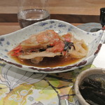 日本料理 潤花 - メヌキのアラの煮物