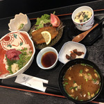 和なみ - 鮪の中おち丼ランチ  1080円