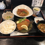 和なみ - 地鶏のみぞれ煮定食  1080円本来はアジフライじゃなくて鮪の刺身です